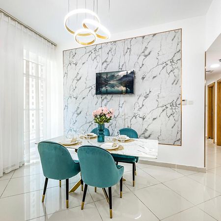 5 Star Serviced Apartment With Beach Access In The Heart Of Dubai Marina Free Welcome Gift Box Upon Arrival Exteriér fotografie